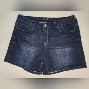 🔥 Seven7 Denim Shorts Size 16 🔥